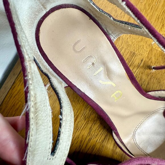 UNISA | Suede Ankle Block Tie Heels in Burgundy - 7.5 - Picture 4 of 7